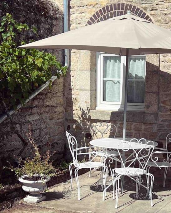 Charmante Maisonette A Arconnay Zewnętrze zdjęcie