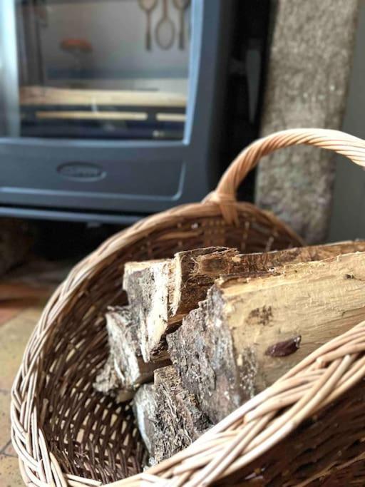 Charmante Maisonette A Arconnay Zewnętrze zdjęcie