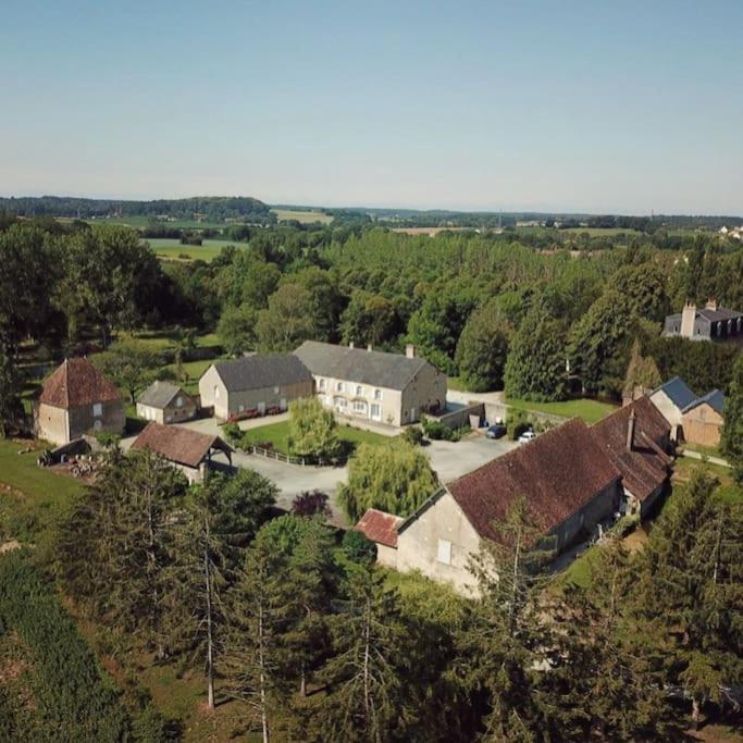 Charmante Maisonette A Arconnay Zewnętrze zdjęcie